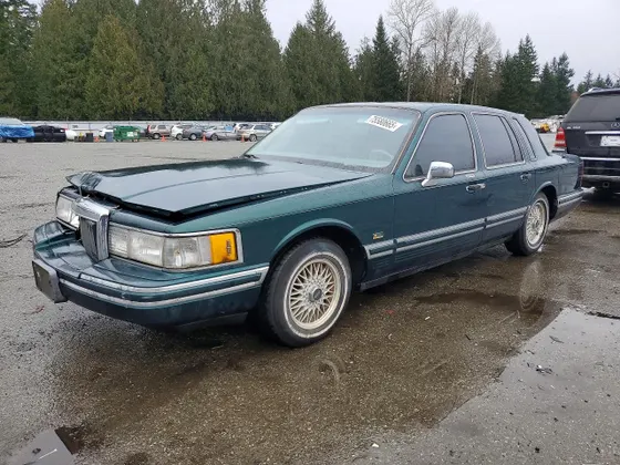 1992 Lincoln Town Car Signature