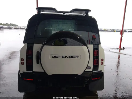 2023 Land Rover Defender X-Dynamic SE