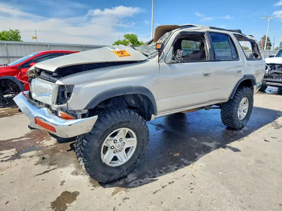 1997 Toyota 4Runner SR5