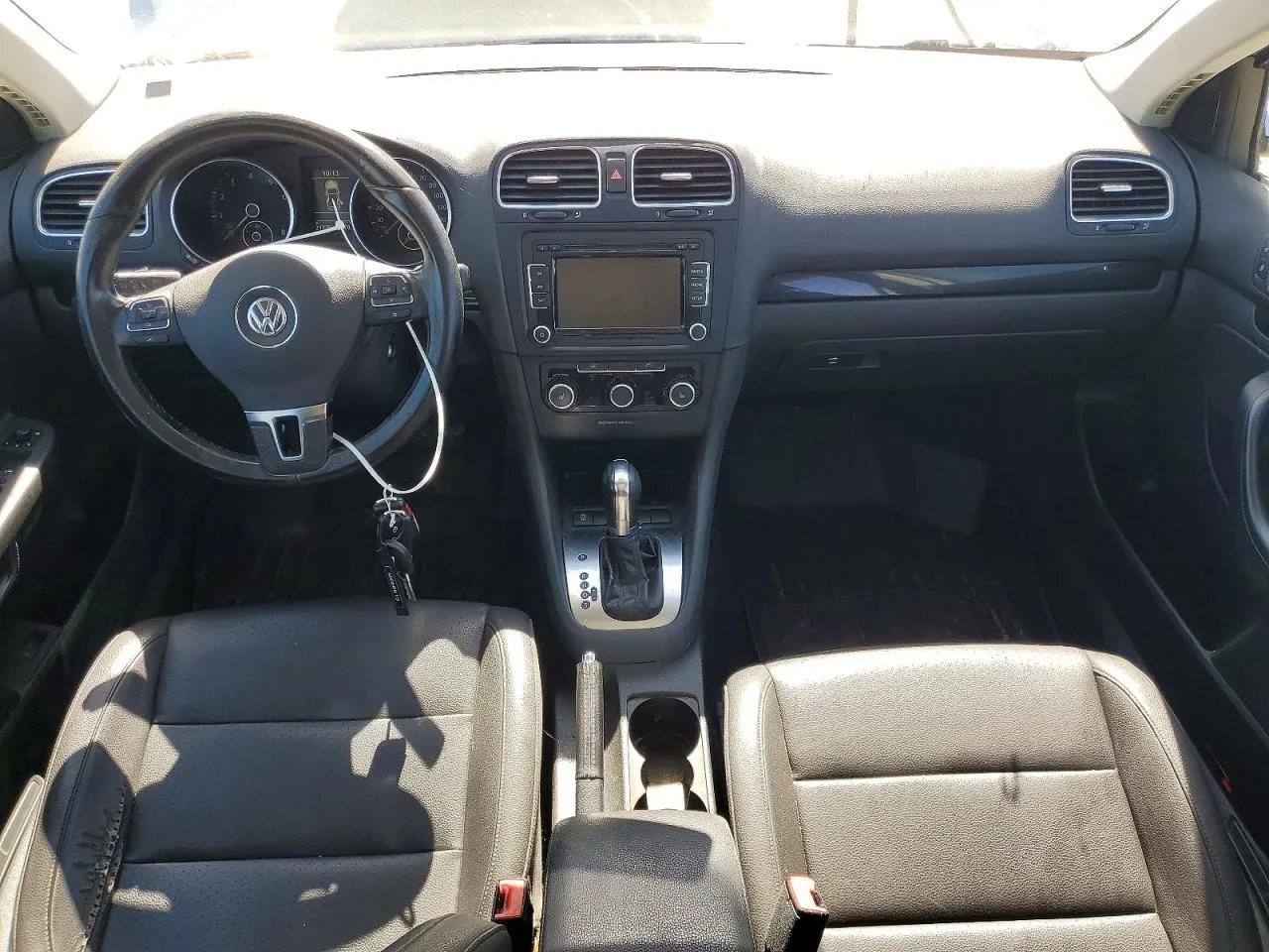 2013 Volkswagen Jetta SportWagen SE w/Sunroof