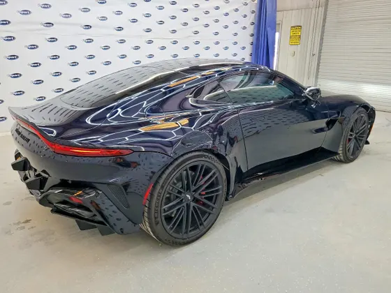 2025 Aston Martin Vantage