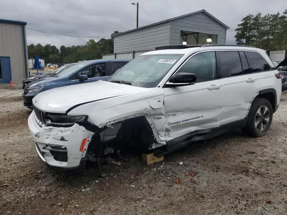 2024 Jeep Grand Cherokee 4xe GRAND CHEROKEE