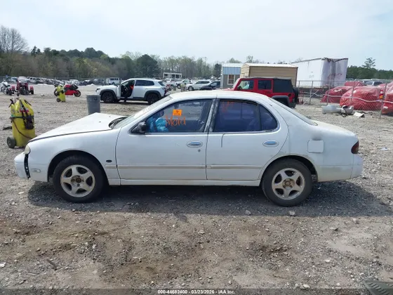 1997 Nissan Altima XE