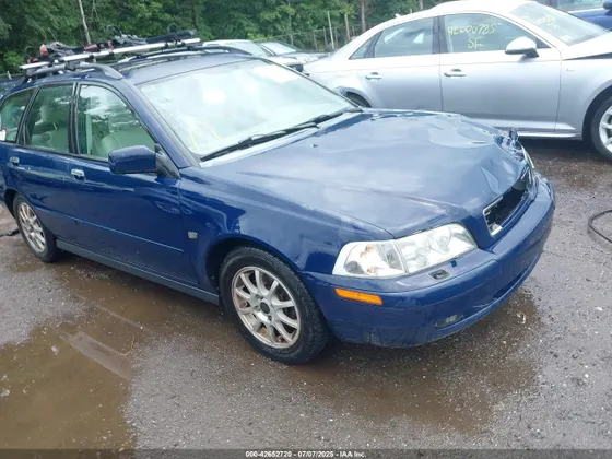 2003 Volvo V40 A