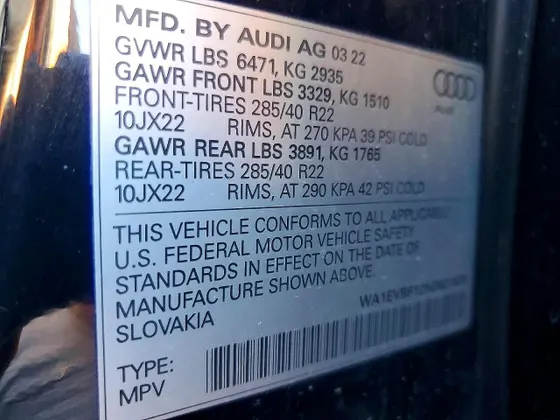 2022 Audi Q8 Premium Plus