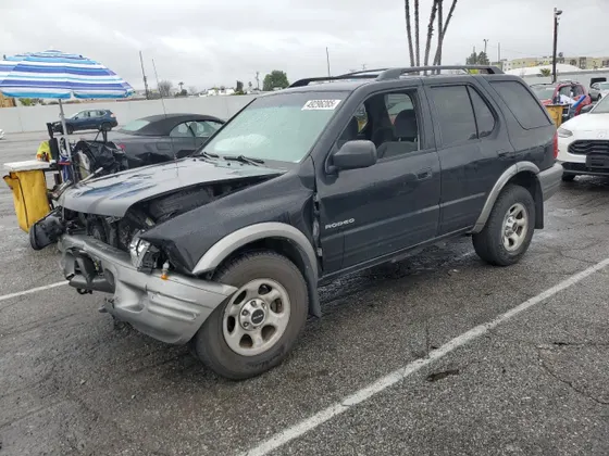 2002 Isuzu Rodeo S