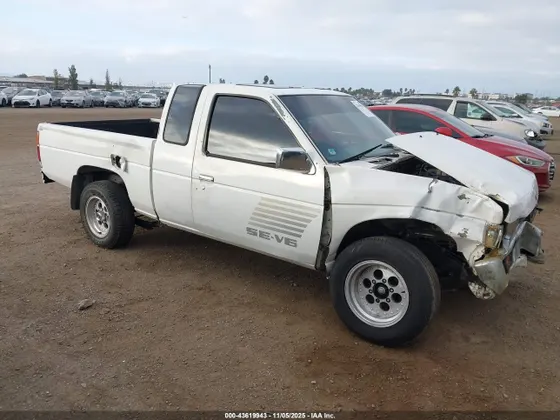 1994 Nissan Pickup KING CAB SE