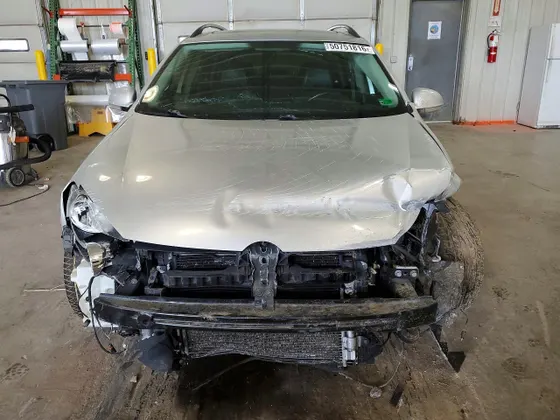 2011 Volkswagen Jetta SportWagen TDI