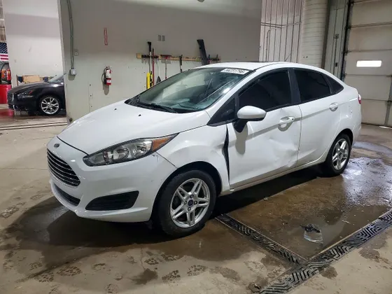 2017 Ford Fiesta SE