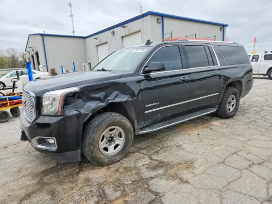 2017 GMC Yukon XL Denali