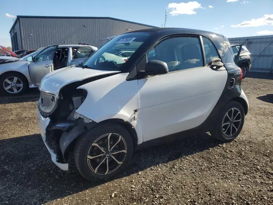 2017 smart fortwo pure
