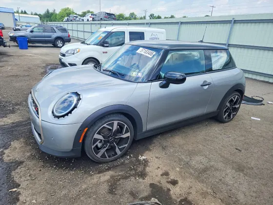 2025 MINI Hardtop 2 Door Cooper S