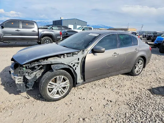 2012 INFINITI G37 Sedan x
