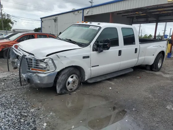 1999 Ford Super Duty F-350 DRW XL