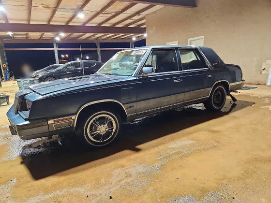 1986 Chrysler New Yorker