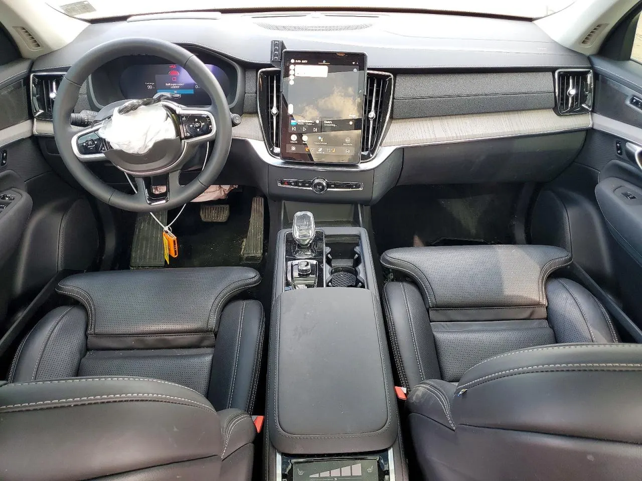 2025 Volvo XC90 Plug-In Hybrid Ultra