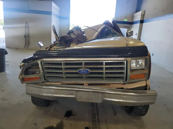 1986 Ford Bronco 4WD Custom