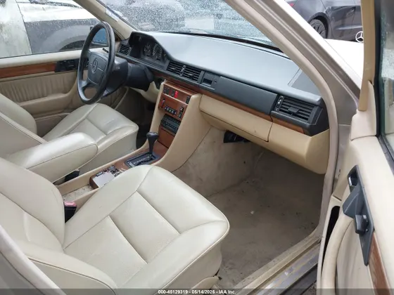 1992 Mercedes-Benz 300 Series 300E