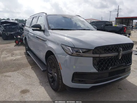 2025 Lincoln Navigator L Reserve