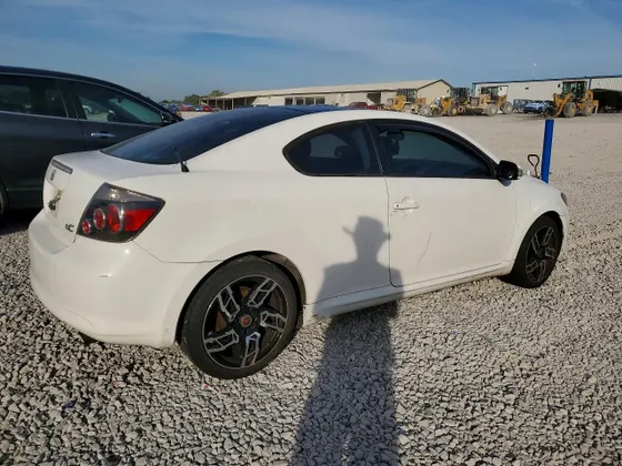 2010 Scion tC