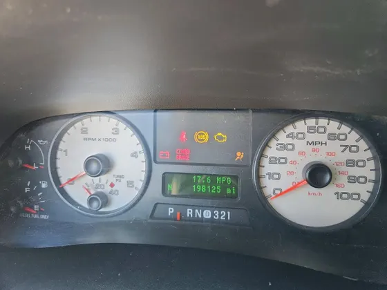 2006 Ford Super Duty F-350 SRW XL