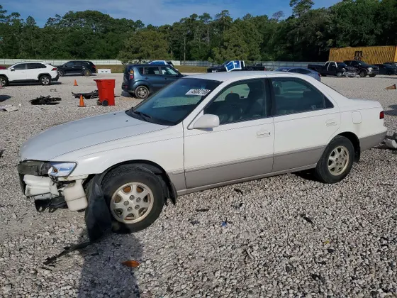 1997 Toyota Camry LE