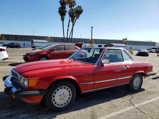 1987 Mercedes-Benz 560 Series 560SL