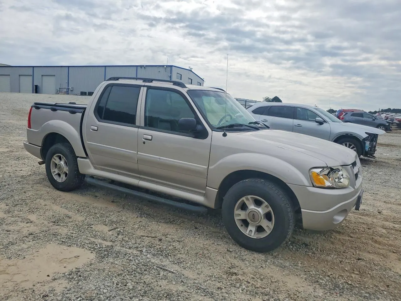 2004 Ford Explorer Sport Trac XLS