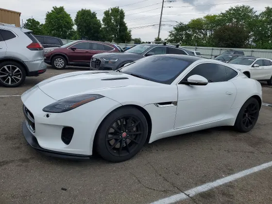 2018 Jaguar F-TYPE P300