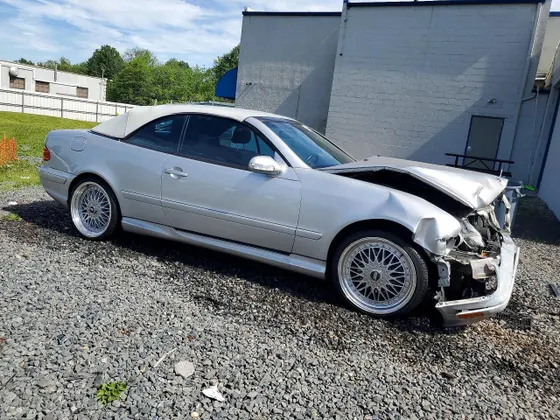 2003 Mercedes-Benz CLK-Class 4.3L
