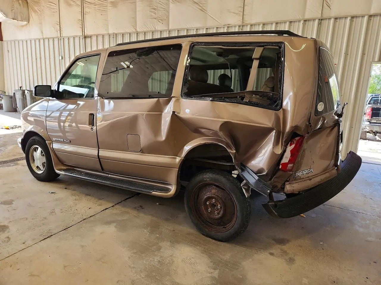 2002 GMC Safari Passenger SAFARI