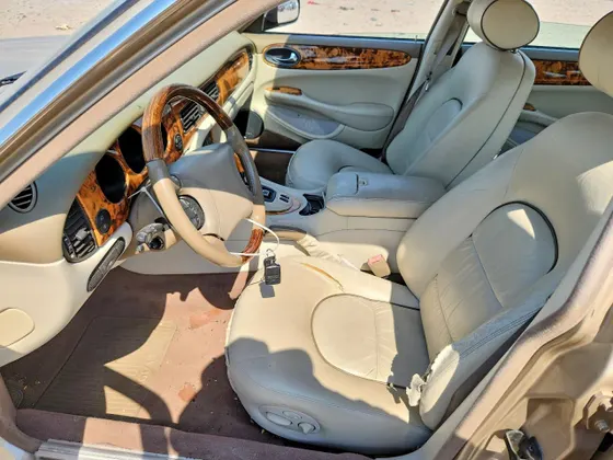 2000 Jaguar XJ Vanden Plas