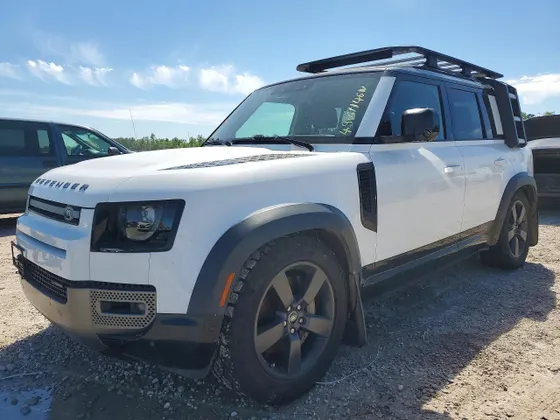 2022 Land Rover Defender X-Dynamic SE