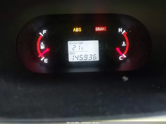 2010 Pontiac Vibe w/1SA