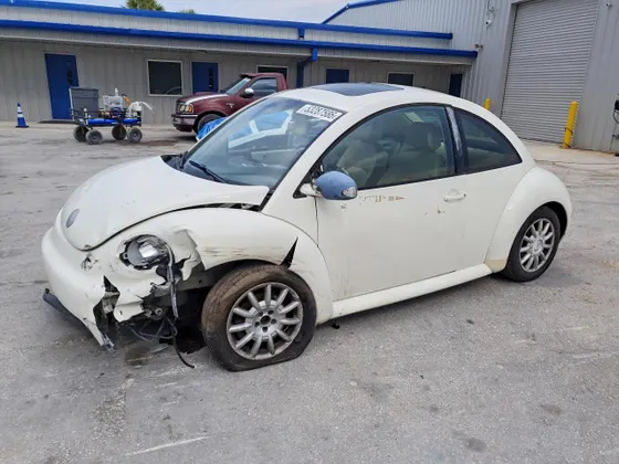 2005 Volkswagen New Beetle Coupe GLS