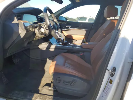 2024 Audi Q8 e-tron Sportback S line Premium Plus