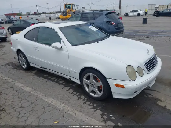 2000 Mercedes-Benz CLK-Class