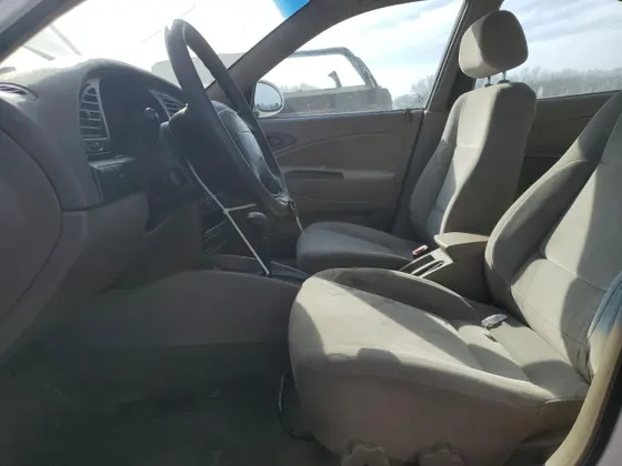 2001 Daewoo Nubira SE