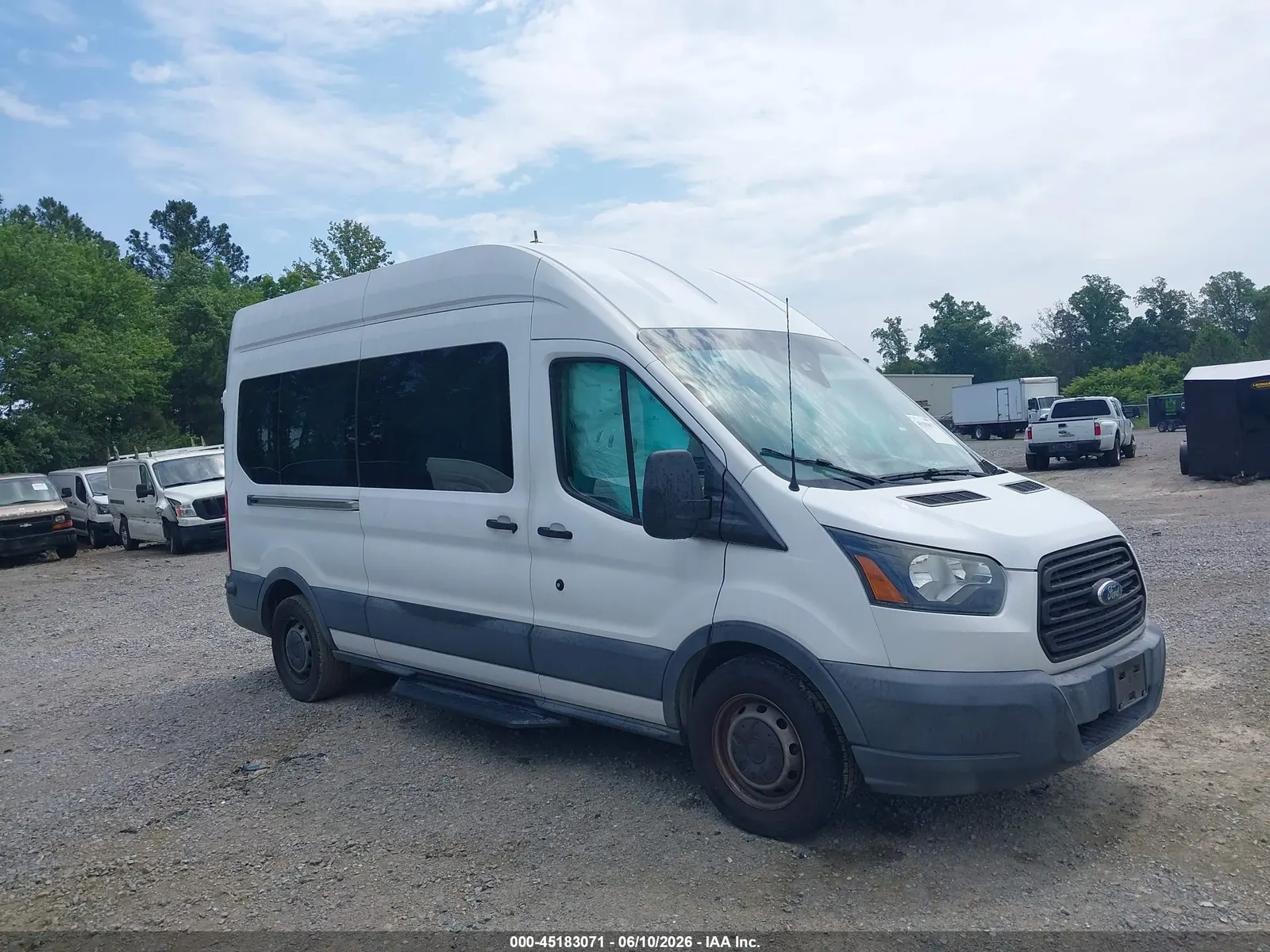2017 Ford Transit Wagon XLT