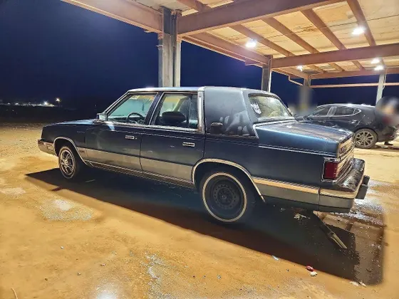 1986 Chrysler New Yorker