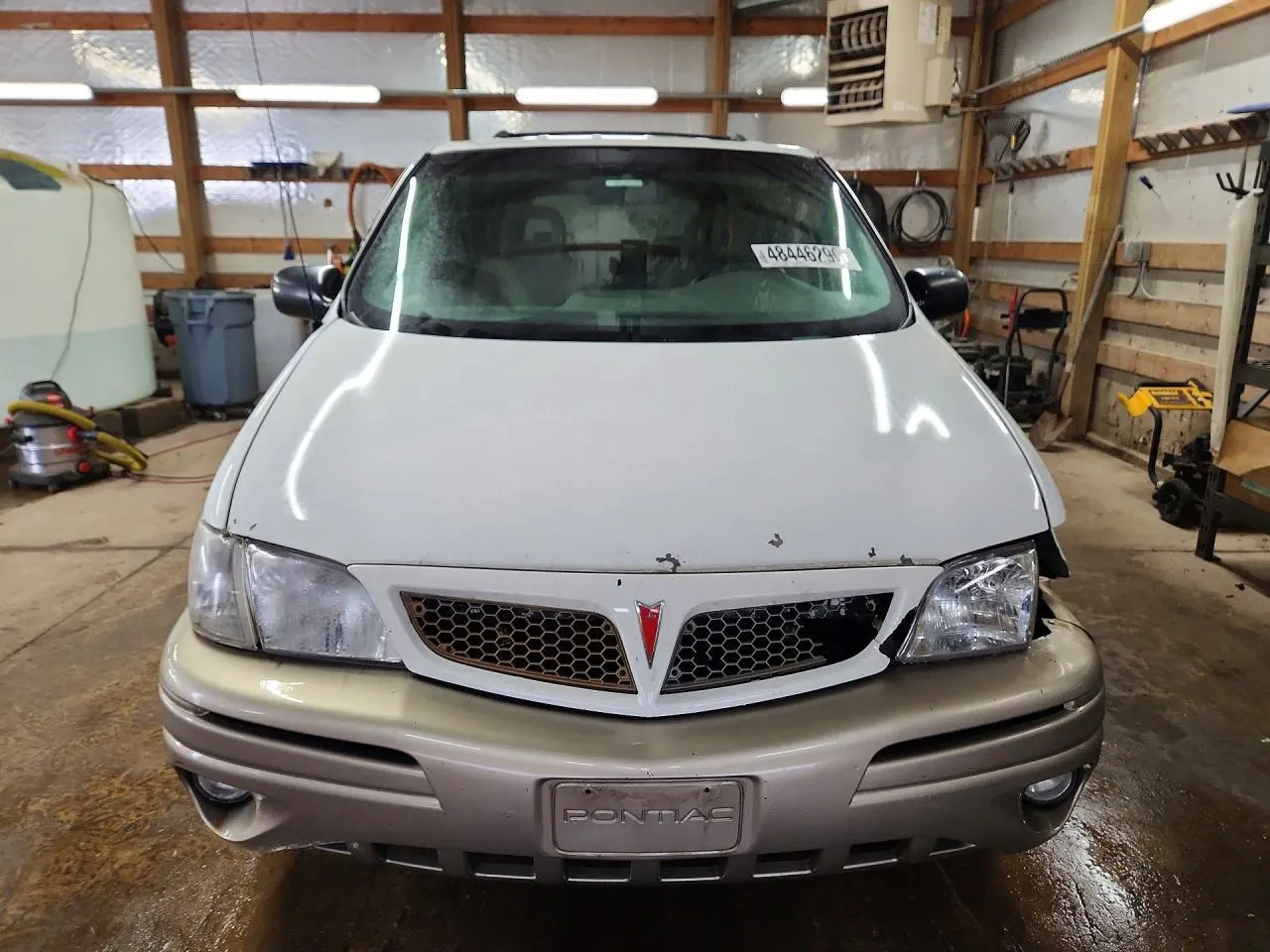 2002 Pontiac Montana w/1SA Pkg