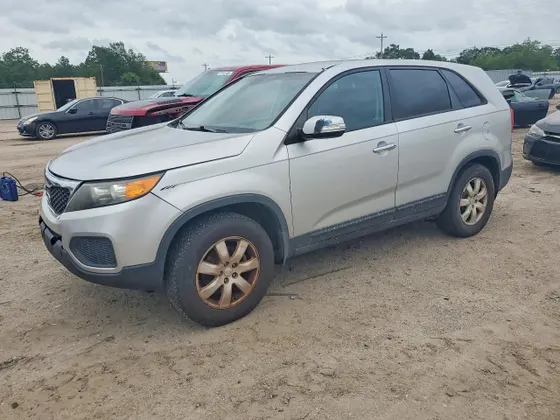 2012 Kia Sorento LX