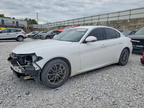 2020 Alfa Romeo Giulia