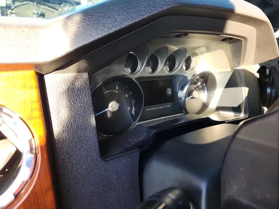 2016 Ford Super Duty F-350 DRW Platinum