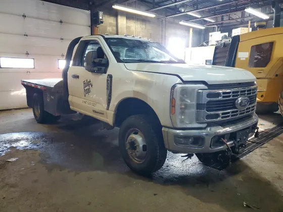 2024 Ford Super Duty F-350 DRW XL