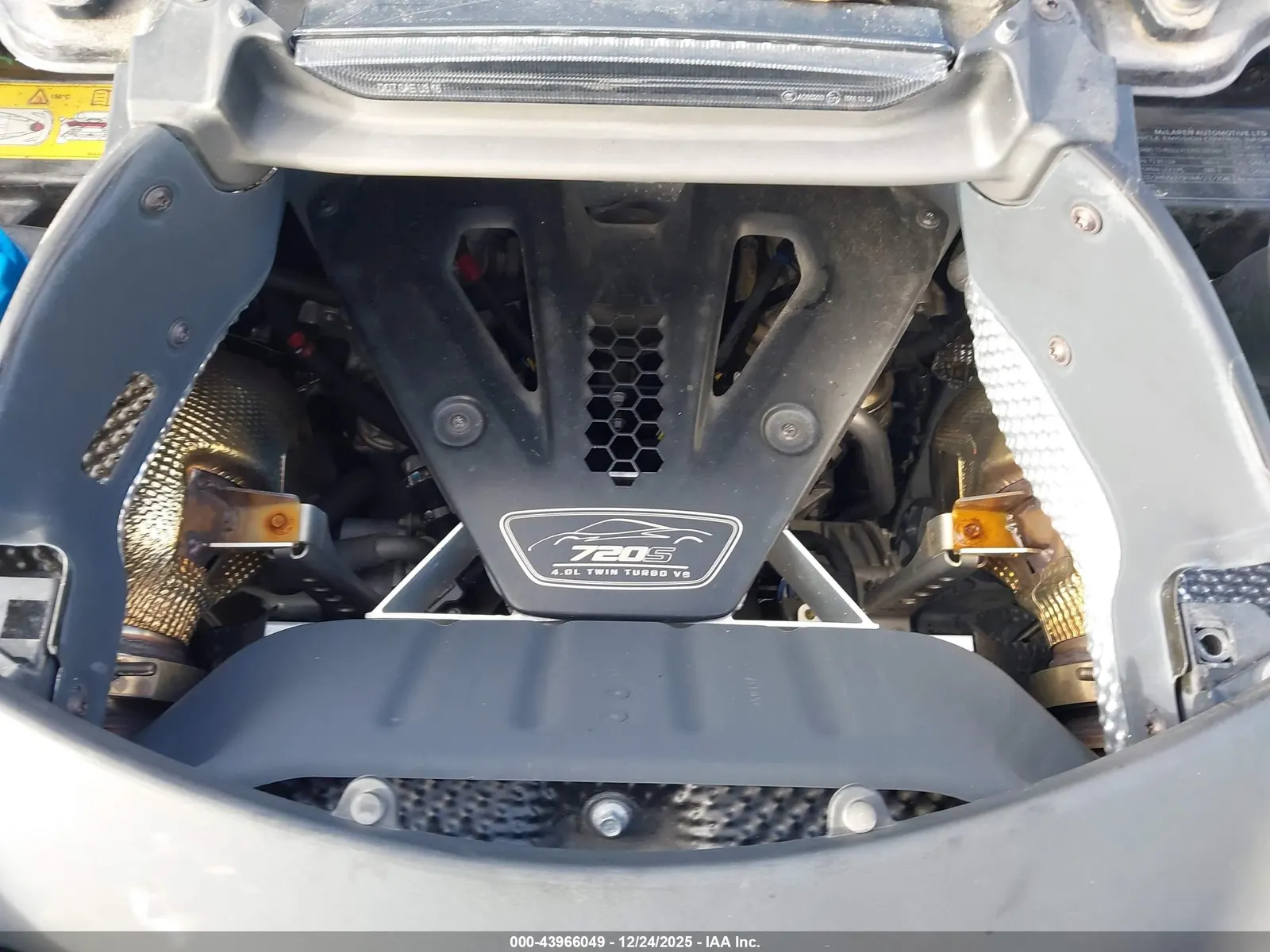 2018 McLaren 720S LUXURY/PERFORMANCE