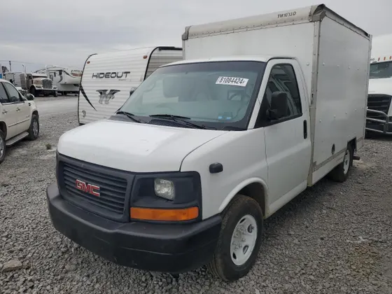 2010 GMC SAVANA CUTAWAY G3500