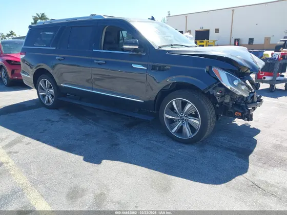 2023 Lincoln Navigator L Reserve