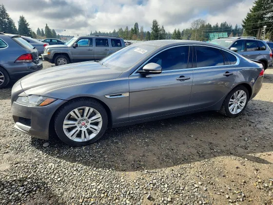 2017 Jaguar XF 35t Premium