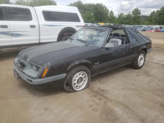 1985 Ford Mustang GT